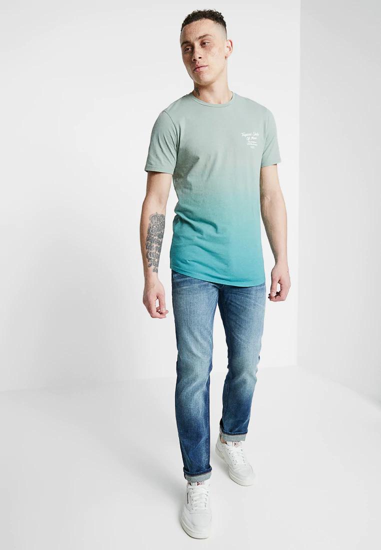 Basic t-shirt - Image 4